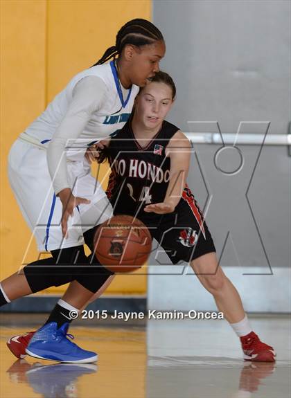 Thumbnail 3 in Rio Hondo Prep vs. Price (CIF D6 Final) photogallery.