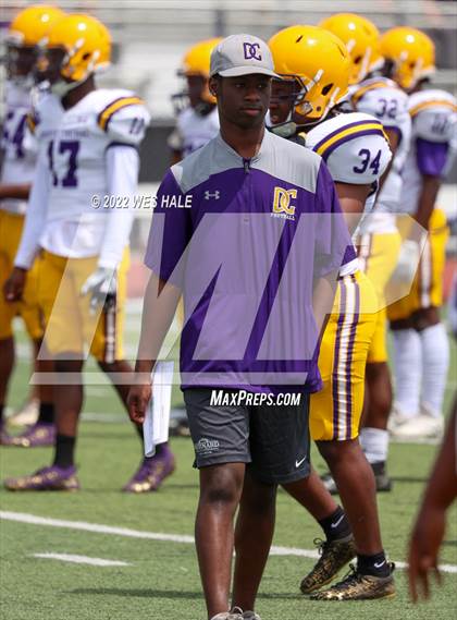 Thumbnail 3 in DeSoto Central @ Starkville (Spring Game) photogallery.