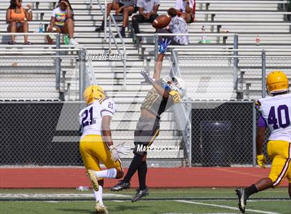 Thumbnail 2 in DeSoto Central @ Starkville (Spring Game) photogallery.