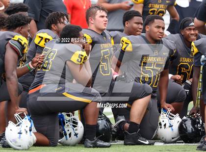 Thumbnail 2 in DeSoto Central @ Starkville (Spring Game) photogallery.