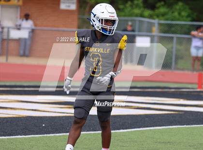 Thumbnail 3 in DeSoto Central @ Starkville (Spring Game) photogallery.