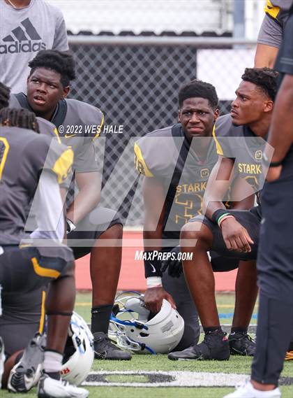 Thumbnail 3 in DeSoto Central @ Starkville (Spring Game) photogallery.