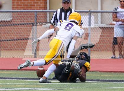 Thumbnail 2 in DeSoto Central @ Starkville (Spring Game) photogallery.