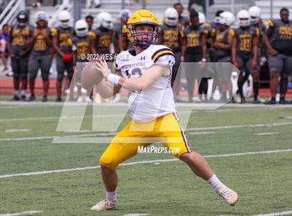 Thumbnail 2 in DeSoto Central @ Starkville (Spring Game) photogallery.