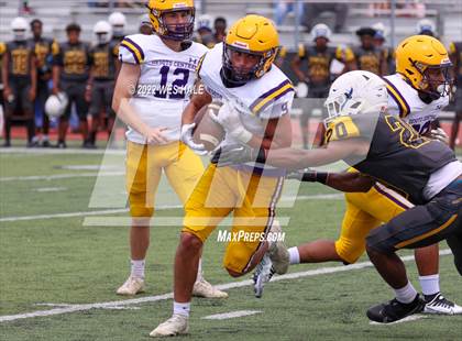 Thumbnail 1 in DeSoto Central @ Starkville (Spring Game) photogallery.