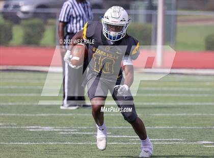 Thumbnail 2 in DeSoto Central @ Starkville (Spring Game) photogallery.