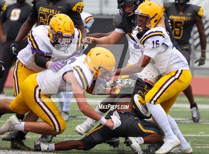 Thumbnail 3 in DeSoto Central @ Starkville (Spring Game) photogallery.