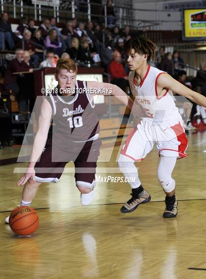 Thumbnail 3 in Meridian vs. Sesser-Valier (Benton Invitational Tournament) photogallery.