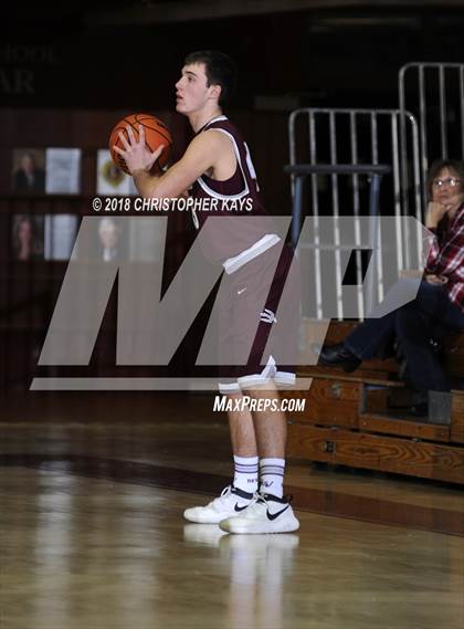 Thumbnail 2 in Meridian vs. Sesser-Valier (Benton Invitational Tournament) photogallery.