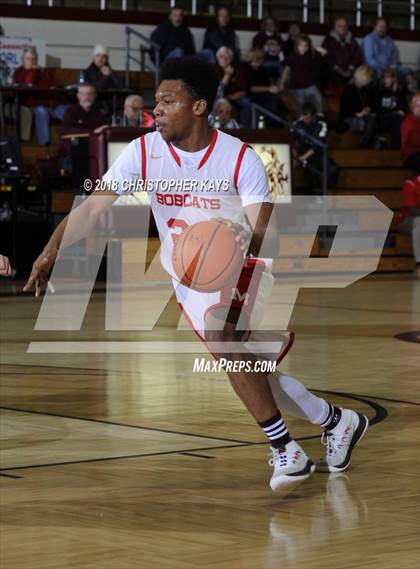 Thumbnail 2 in Meridian vs. Sesser-Valier (Benton Invitational Tournament) photogallery.