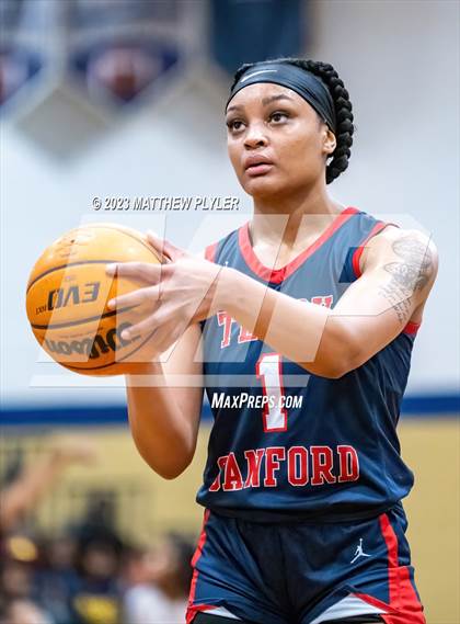 Thumbnail 2 in Terry Sanford vs E.E. Smith (All American Conference Tournament Final) photogallery.