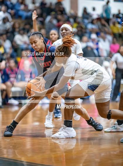 Thumbnail 3 in Terry Sanford vs E.E. Smith (All American Conference Tournament Final) photogallery.