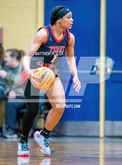 Thumbnail 2 in Terry Sanford vs E.E. Smith (All American Conference Tournament Final) photogallery.