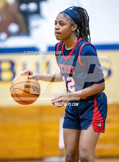 Thumbnail 2 in Terry Sanford vs E.E. Smith (All American Conference Tournament Final) photogallery.