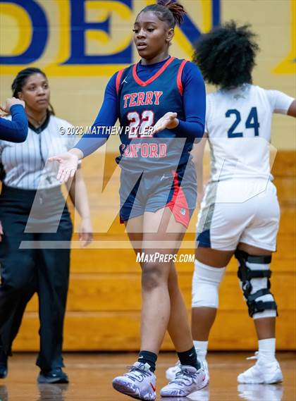 Thumbnail 3 in Terry Sanford vs E.E. Smith (All American Conference Tournament Final) photogallery.