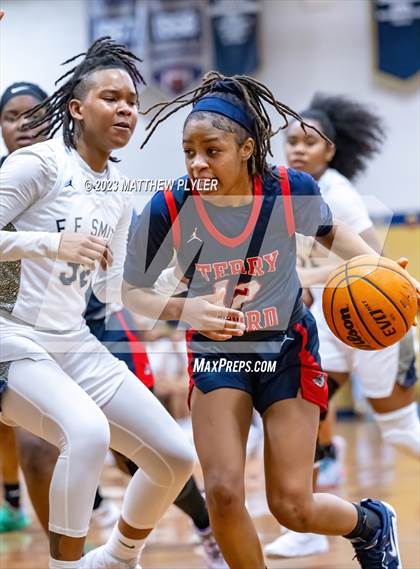Thumbnail 1 in Terry Sanford vs E.E. Smith (All American Conference Tournament Final) photogallery.
