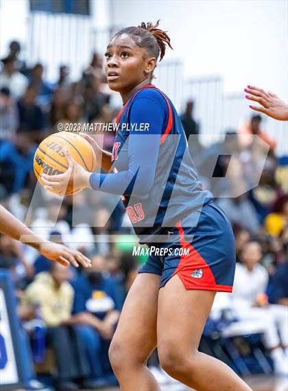 Thumbnail 3 in Terry Sanford vs E.E. Smith (All American Conference Tournament Final) photogallery.
