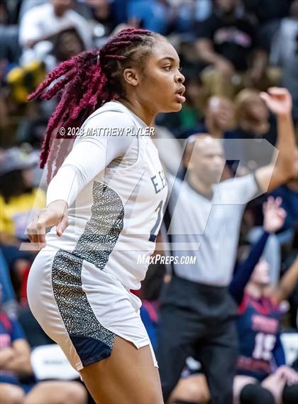Thumbnail 3 in Terry Sanford vs E.E. Smith (All American Conference Tournament Final) photogallery.