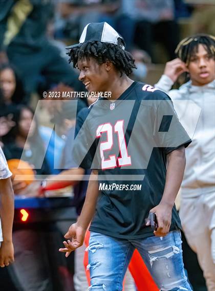 Thumbnail 2 in Terry Sanford vs E.E. Smith (All American Conference Tournament Final) photogallery.