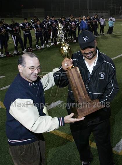 Thumbnail 2 in Annenberg vs. View Park Prep ( LACS 8-Man Final ) photogallery.