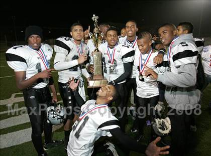 Thumbnail 1 in Annenberg vs. View Park Prep ( LACS 8-Man Final ) photogallery.