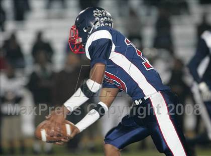 Thumbnail 3 in Annenberg vs. View Park Prep ( LACS 8-Man Final ) photogallery.