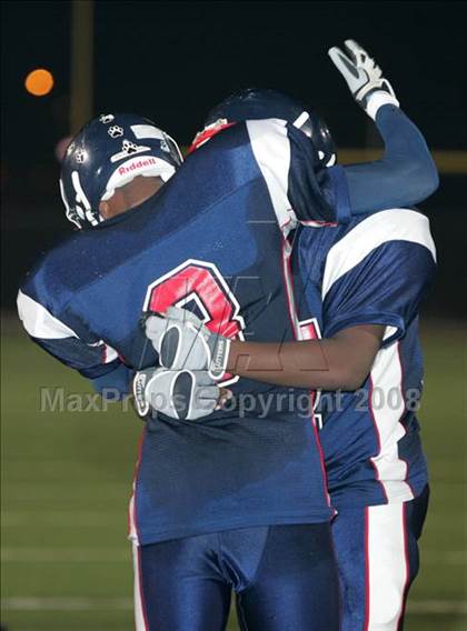 Thumbnail 3 in Annenberg vs. View Park Prep ( LACS 8-Man Final ) photogallery.