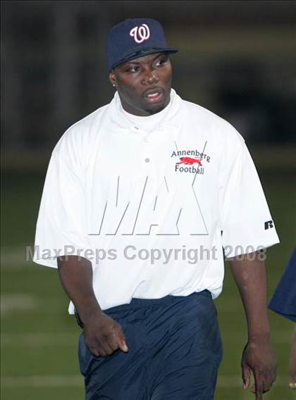 Thumbnail 2 in Annenberg vs. View Park Prep ( LACS 8-Man Final ) photogallery.