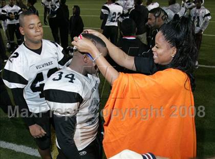 Thumbnail 3 in Annenberg vs. View Park Prep ( LACS 8-Man Final ) photogallery.
