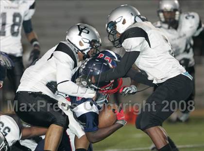 Thumbnail 1 in Annenberg vs. View Park Prep ( LACS 8-Man Final ) photogallery.