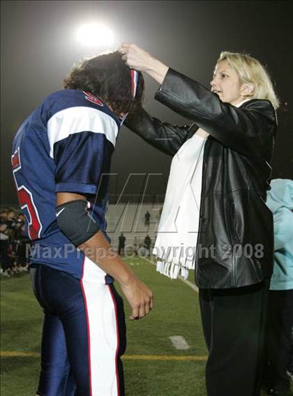 Thumbnail 1 in Annenberg vs. View Park Prep ( LACS 8-Man Final ) photogallery.