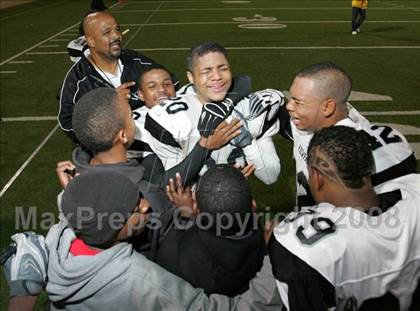 Thumbnail 2 in Annenberg vs. View Park Prep ( LACS 8-Man Final ) photogallery.