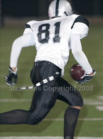 Thumbnail 2 in Annenberg vs. View Park Prep ( LACS 8-Man Final ) photogallery.