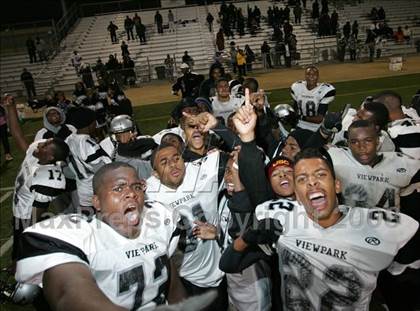 Thumbnail 2 in Annenberg vs. View Park Prep ( LACS 8-Man Final ) photogallery.