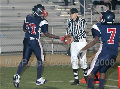 Thumbnail 3 in Annenberg vs. View Park Prep ( LACS 8-Man Final ) photogallery.