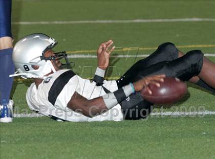 Thumbnail 2 in Annenberg vs. View Park Prep ( LACS 8-Man Final ) photogallery.