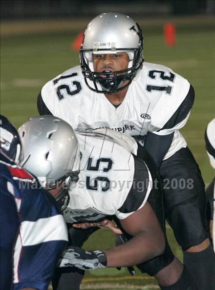 Thumbnail 3 in Annenberg vs. View Park Prep ( LACS 8-Man Final ) photogallery.