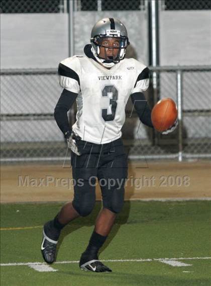Thumbnail 1 in Annenberg vs. View Park Prep ( LACS 8-Man Final ) photogallery.