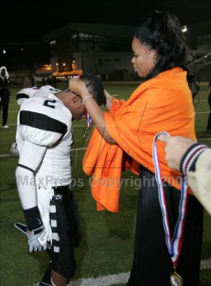 Thumbnail 1 in Annenberg vs. View Park Prep ( LACS 8-Man Final ) photogallery.