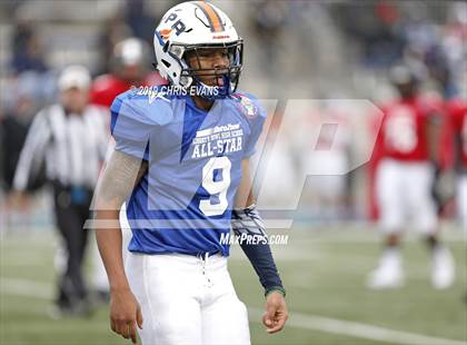 Thumbnail 3 in Autozone Liberty Bowl All-Stars photogallery.