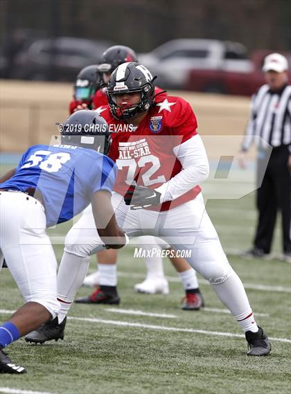 Thumbnail 1 in Autozone Liberty Bowl All-Stars photogallery.
