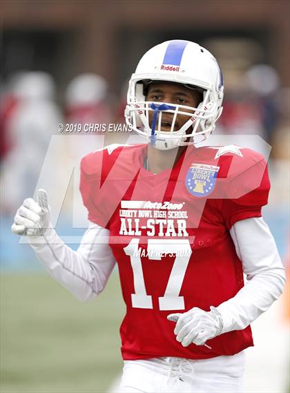 Thumbnail 1 in Autozone Liberty Bowl All-Stars photogallery.