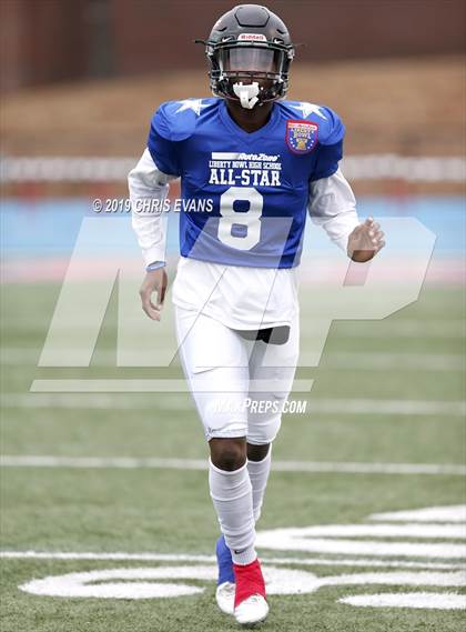Thumbnail 3 in Autozone Liberty Bowl All-Stars photogallery.
