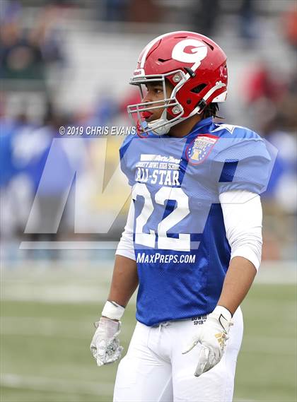 Thumbnail 3 in Autozone Liberty Bowl All-Stars photogallery.