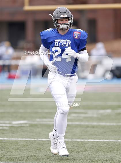 Thumbnail 2 in Autozone Liberty Bowl All-Stars photogallery.