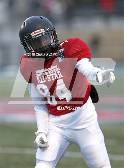 Thumbnail 3 in Autozone Liberty Bowl All-Stars photogallery.