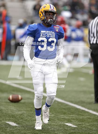 Thumbnail 1 in Autozone Liberty Bowl All-Stars photogallery.