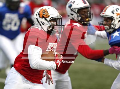 Thumbnail 1 in Autozone Liberty Bowl All-Stars photogallery.