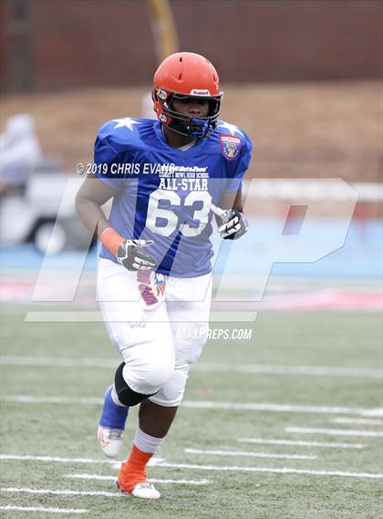 Thumbnail 3 in Autozone Liberty Bowl All-Stars photogallery.