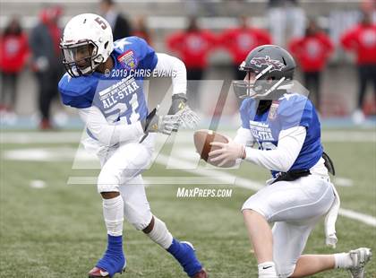 Thumbnail 3 in Autozone Liberty Bowl All-Stars photogallery.